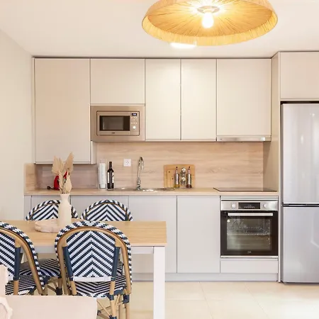 Martalia Aticos Deluxe * Ronda