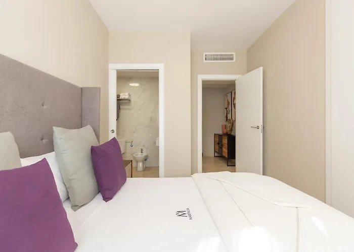 Daire Martalia Aticos Deluxe *