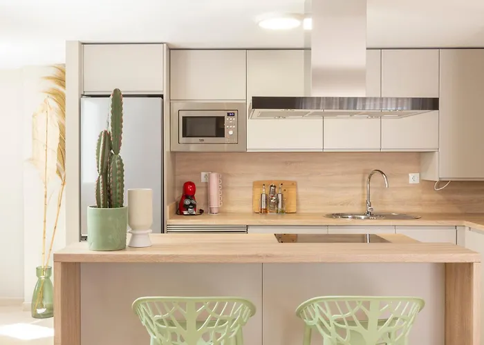 Martalia Aticos Deluxe *