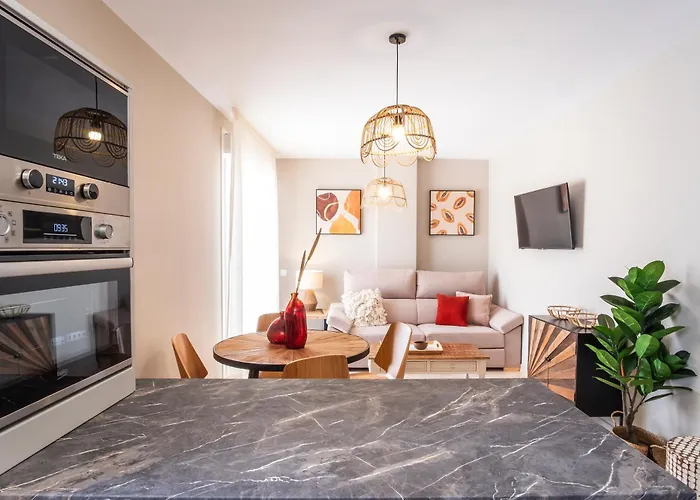 Martalia Aticos Deluxe * 론다